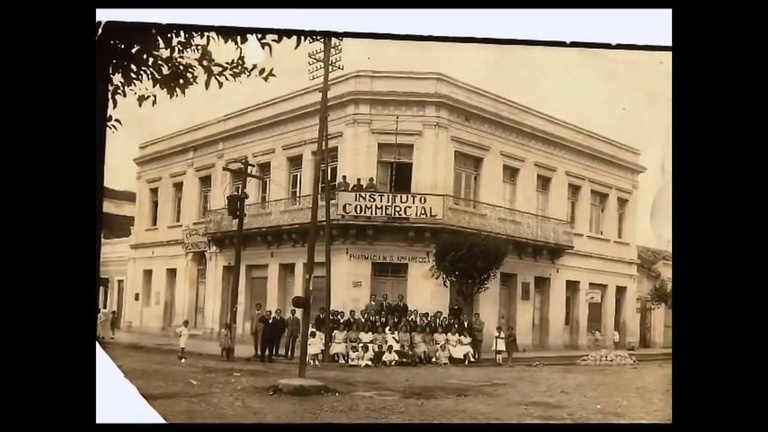 Instituto Comercial